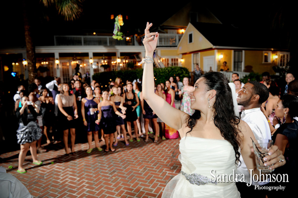 Best The Courtyard at Lake Lucerne Wedding photographer - Sandra Johnson (SJFoto.com)